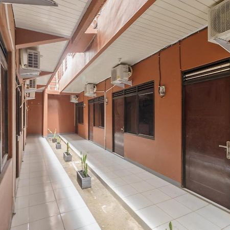 Reddoorz Syariah Near Siloam Hospitals Bulak Kapal Bekasi Exterior foto